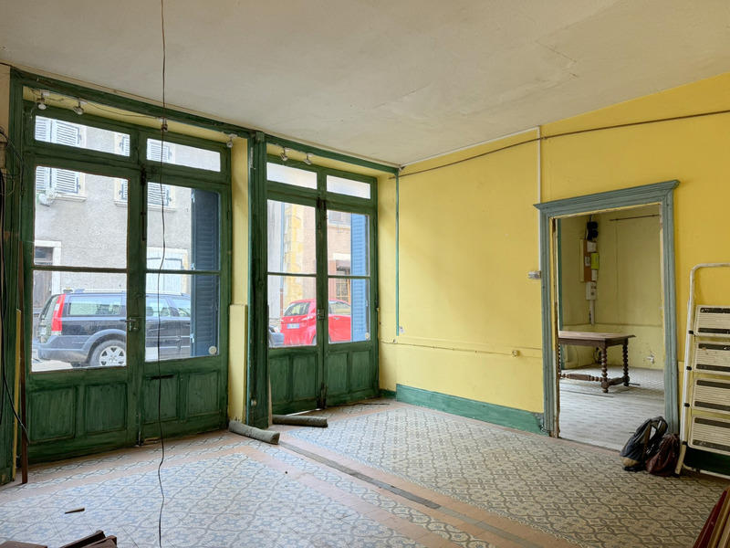 Maison - 180 m² - 6 pièces