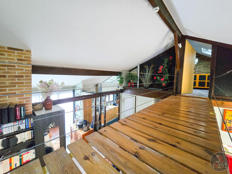 Appartement - 84 m² - 4 pièces