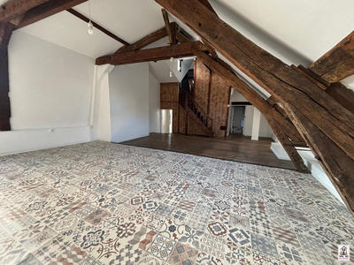 Appartement - 81 m² - 4 pièces