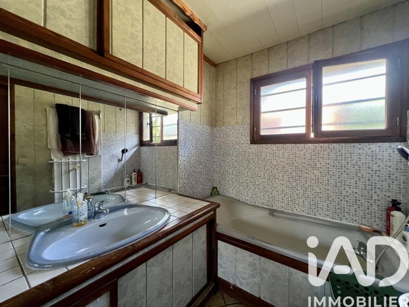 Maison - 143 m² - 5 pièces