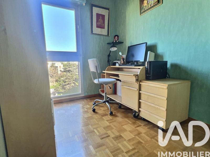 Appartement - 102 m² - 5 pièces