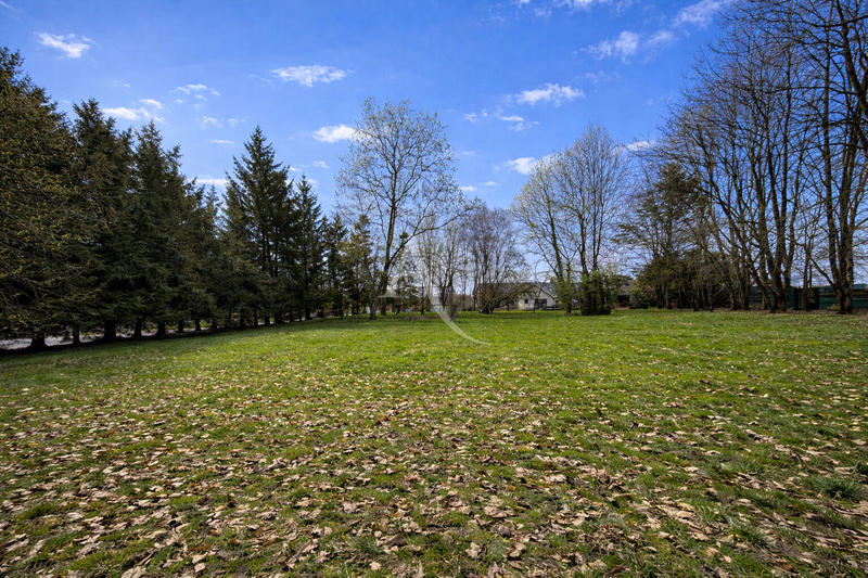 Maison - 198 m² - 8 pièces