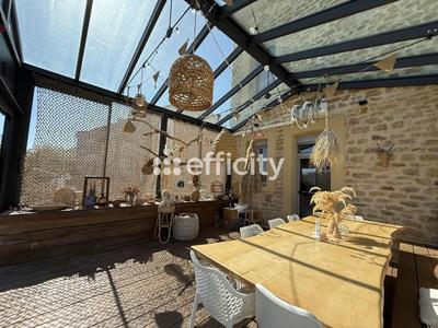 Maison en pierre - 190 m² - 7 pièces