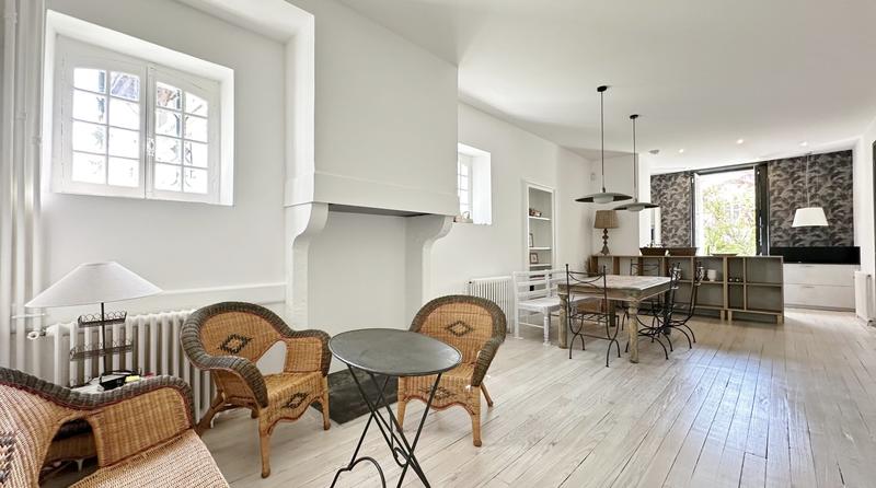 Maison bourgeoise - 290 m² - 8 pièces