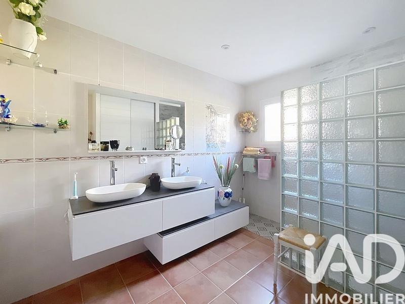 Maison - 122 m² - 5 pièces