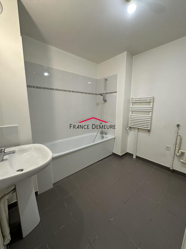Appartement - 58 m² - 3 pièces