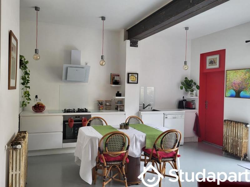 Chambre - 15 m² - 1 pièce