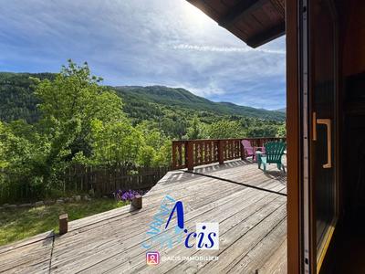 Maison - 195 m² - 7 pièces