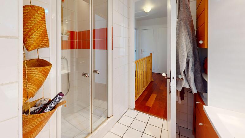 Maison - 170 m² - 6 pièces