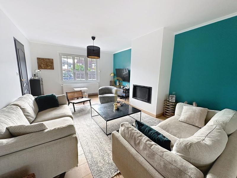 Maison - 121 m² - 5 pièces