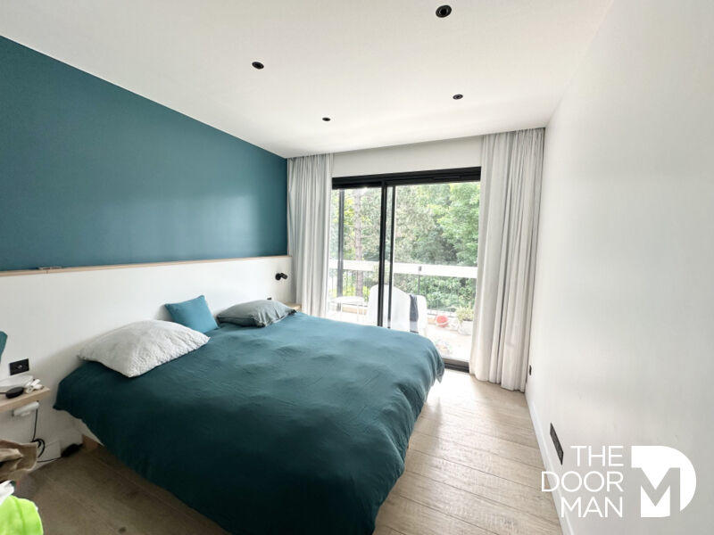 Appartement - 140 m² - 6 pièces