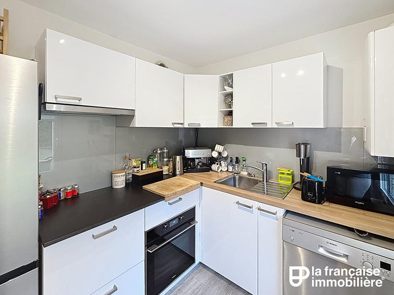 Appartement - 82 m² - 4 pièces