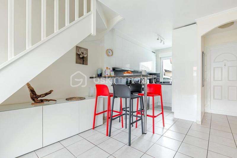 Maison - 84 m² - 5 pièces