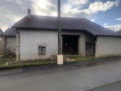 Maison - 94 m² - 6 pièces