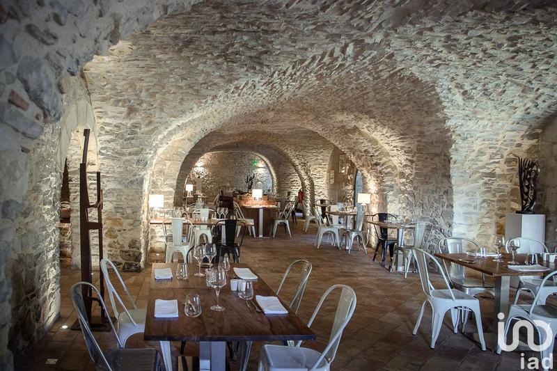 Local commercial - 3 000 m²