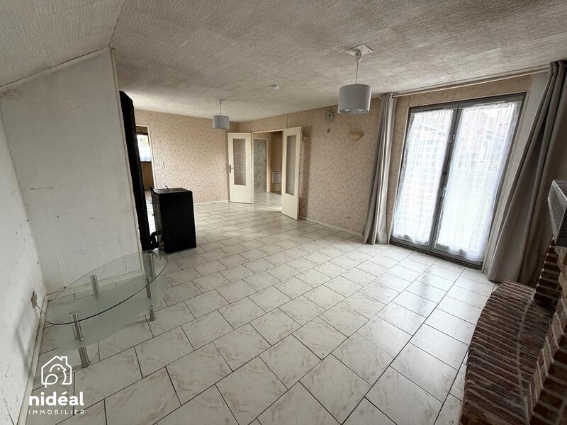 Maison - 91 m² - 5 pièces