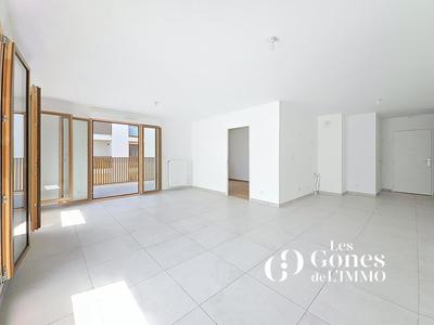 Appartement - 85 m² - 4 pièces