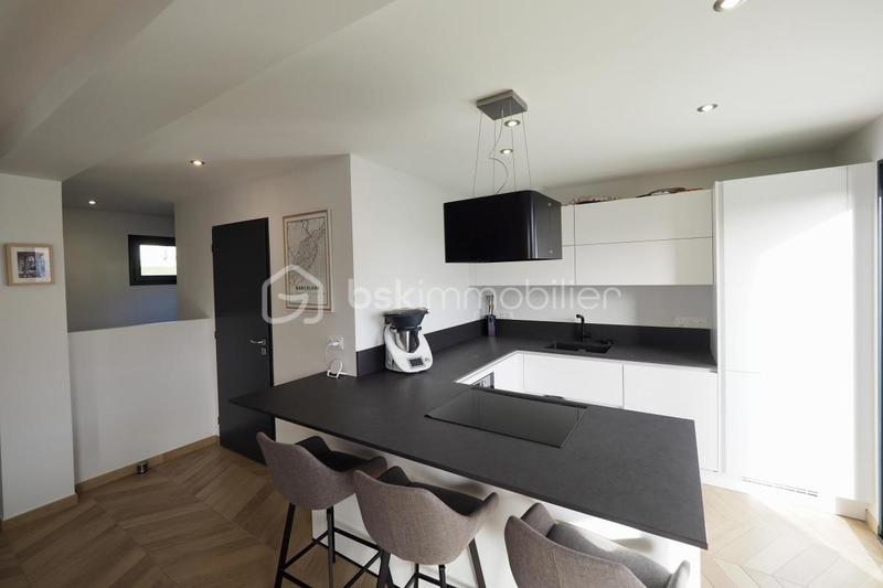 Maison - 131 m² - 5 pièces