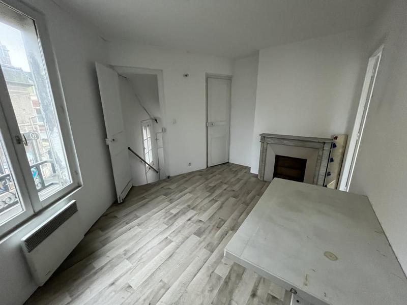 Local d'activités - 75 m² - 4 pièces