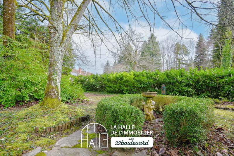 Château - 267 m² - 10 pièces