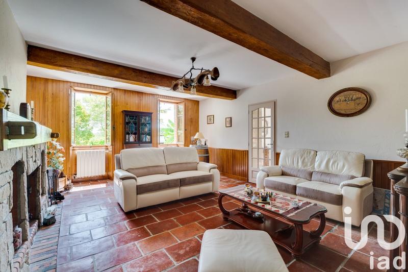 Maison - 215 m² - 6 pièces