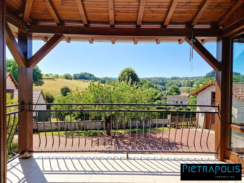 Maison - 102 m² - 5 pièces