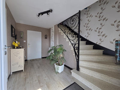 Maison - 132 m² - 7 pièces