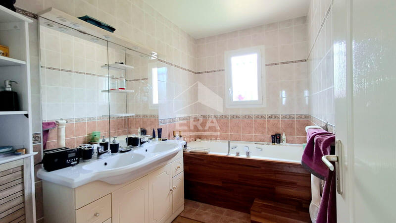 Maison - 109 m² - 4 pièces