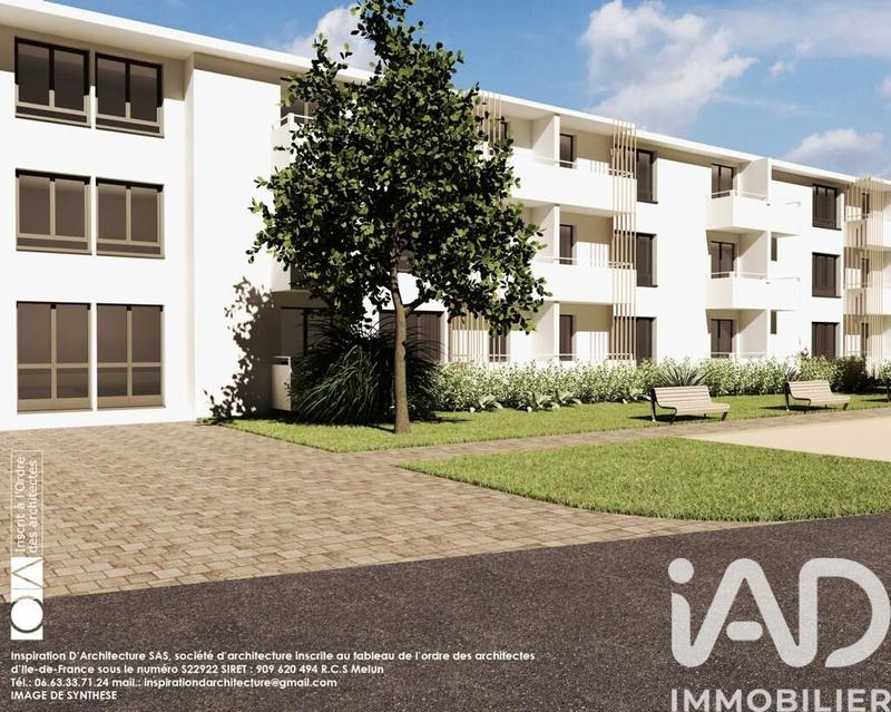 Immeuble - 2 200 m²