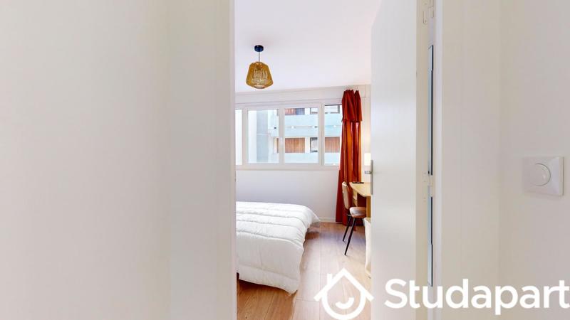 Chambre - 9 m² - 1 pièce