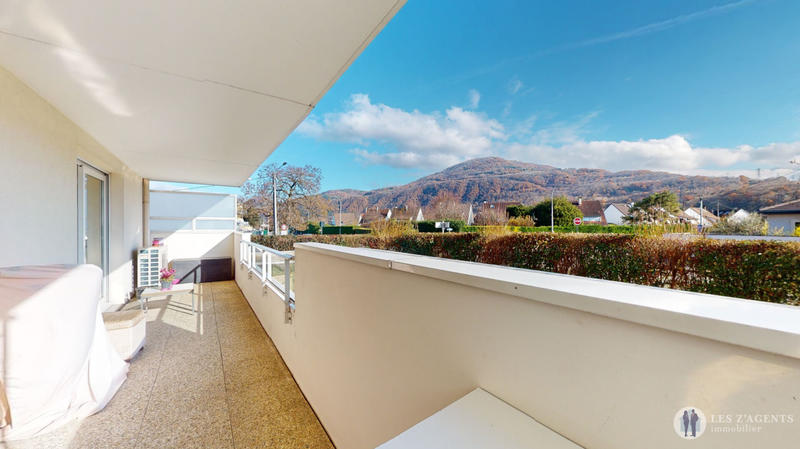 Appartement - 91 m² - 4 pièces