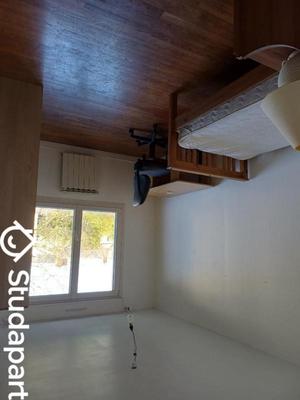 Chambre - 14 m² - 1 pièce