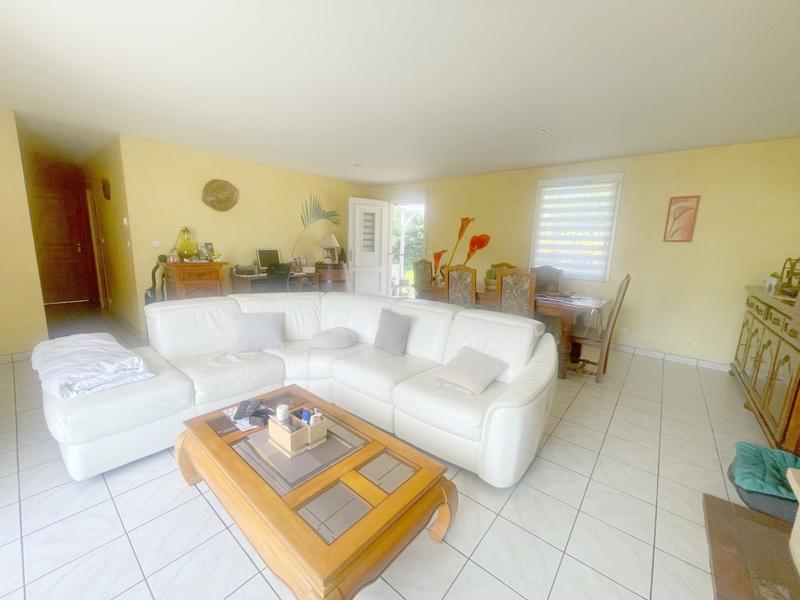 Maison - 114 m² - 6 pièces