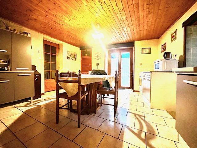 Maison - 114 m² - 4 pièces