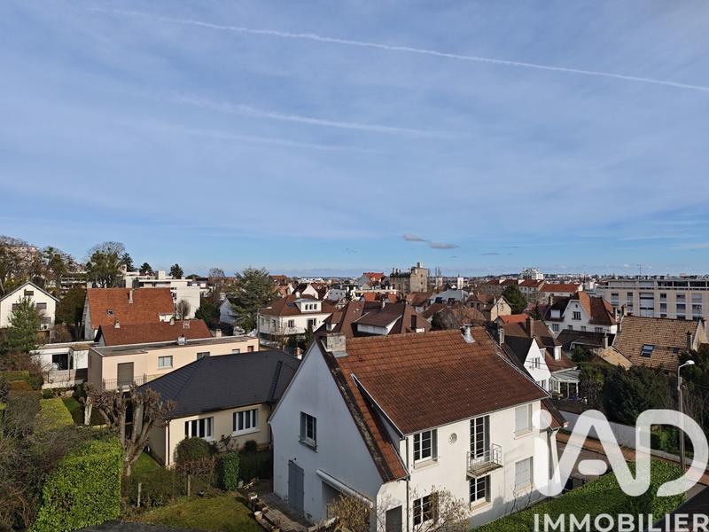 Appartement - 129 m² - 6 pièces