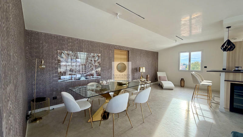 Appartement - 133 m² - 4 pièces