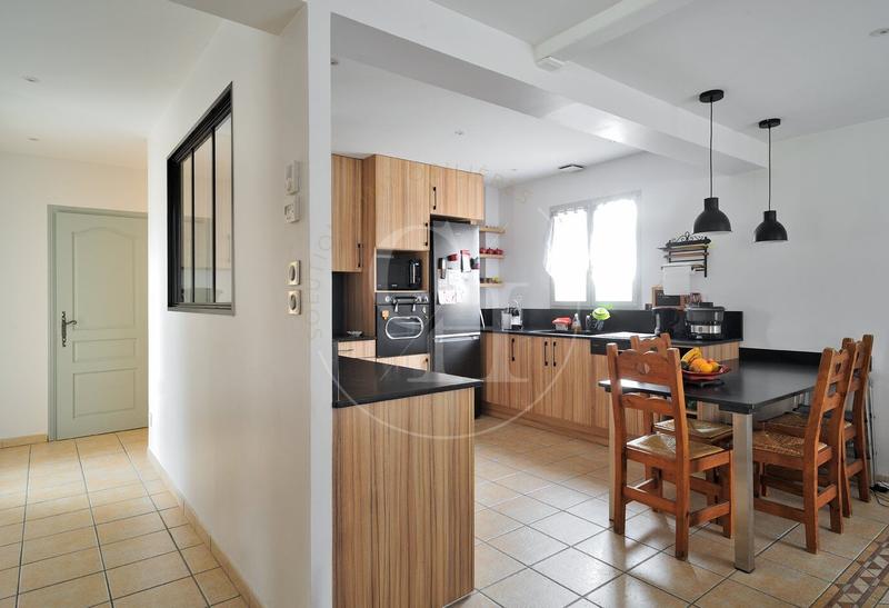 Maison - 178 m² - 5 pièces