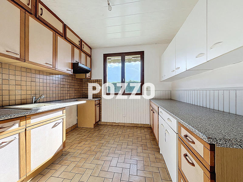 Maison - 101 m² - 6 pièces