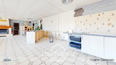 Propriété - 765 m² - 23 pièces