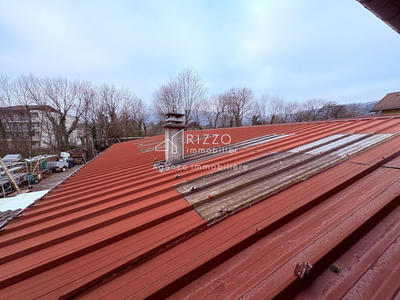 Entrepôt - 356 m² - 6 pièces