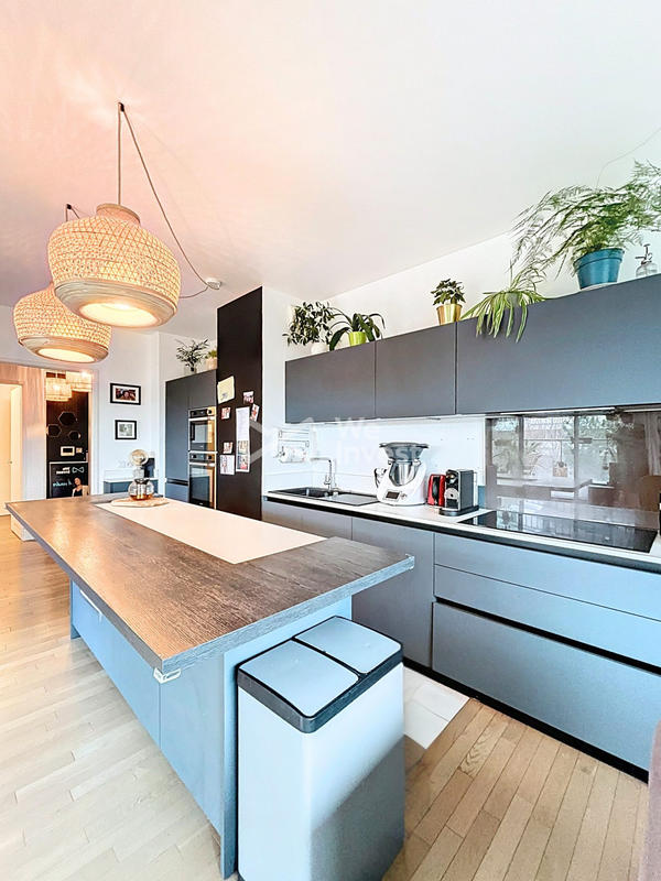 Appartement - 100 m² - 4 pièces