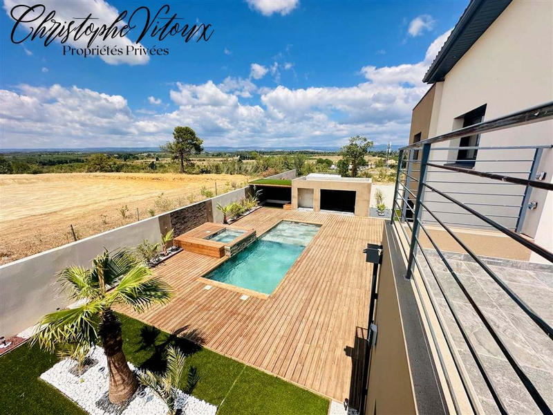 Demeure - 173 m² - 6 pièces