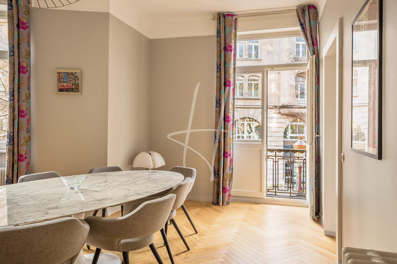 Appartement - 123 m² - 5 pièces