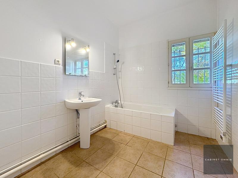 Maison - 122 m² - 5 pièces