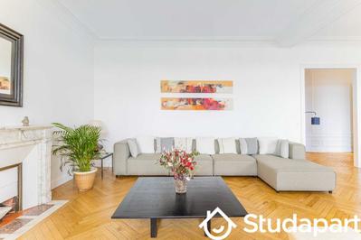 Appartement - 212 m² - 5 pièces