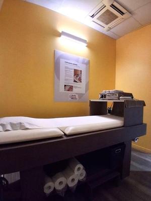 Local commercial - 74 m² - 8 pièces