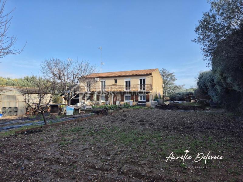 Maison - 211 m² - 9 pièces