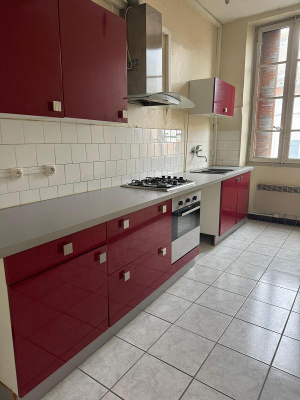 Appartement - 411 m² - 13 pièces