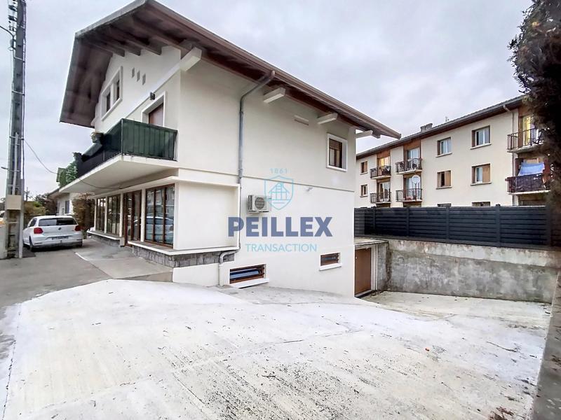 Local commercial - 83 m²