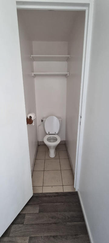 Local d'activité / Entrepôt - 146 m²